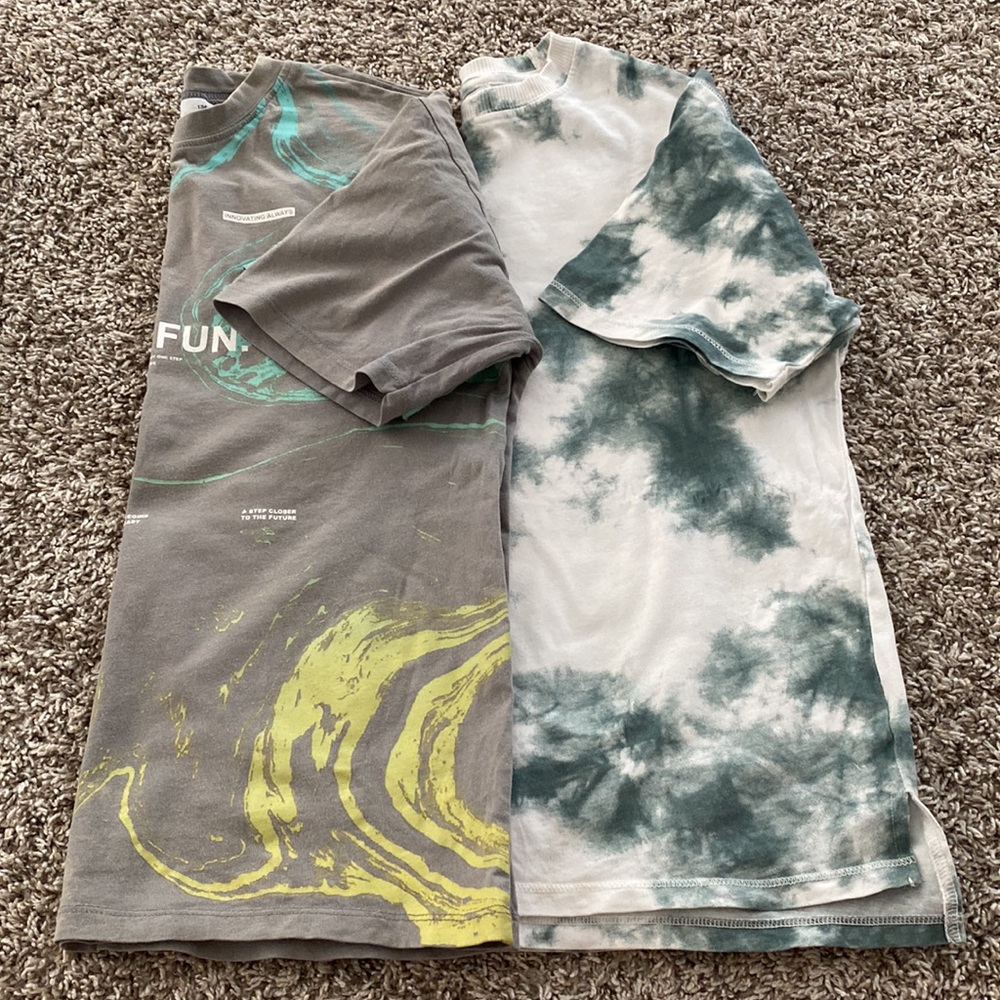 Bundle of 2 zara t-shirts